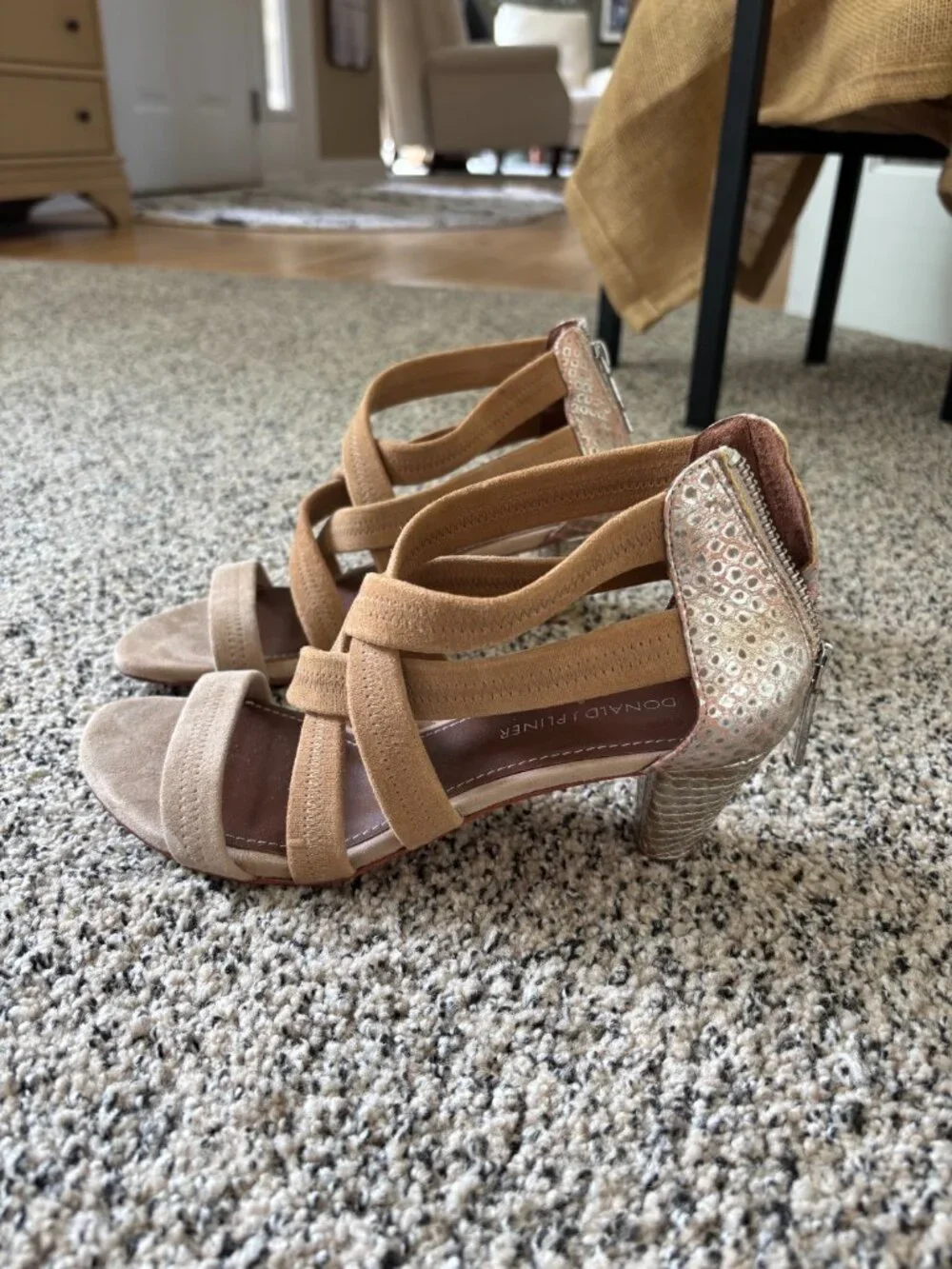 Donald Pliner zip back sandals--size 7.5